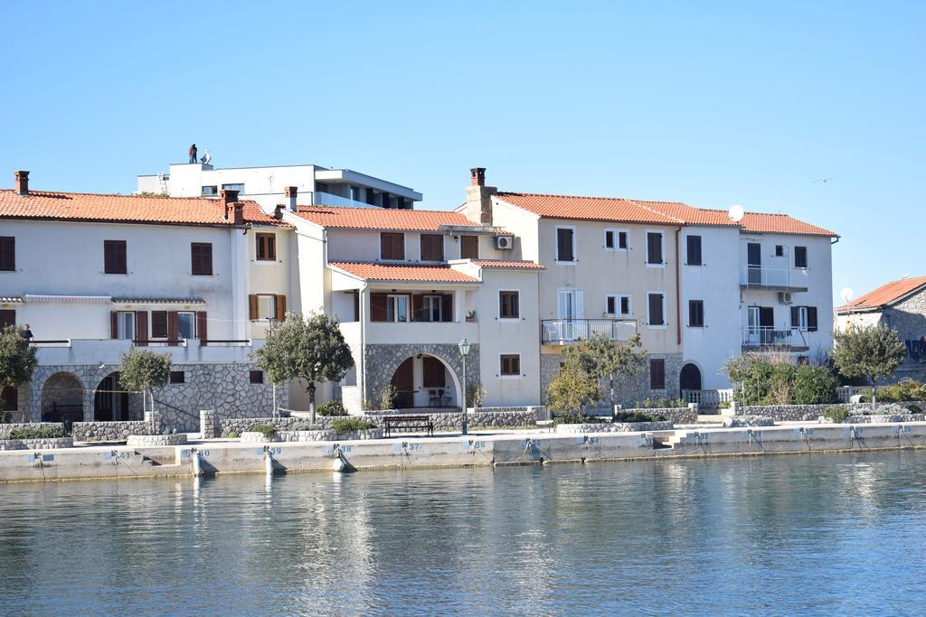 Apartments Blue Dream Malinska Exterior foto